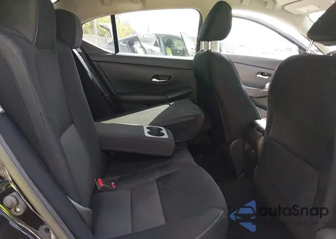 2021 Nissan Sentra Sv Xtronic Cvt z USA, uszkodzony, nr VIN 3N1AB8CV2MY263271